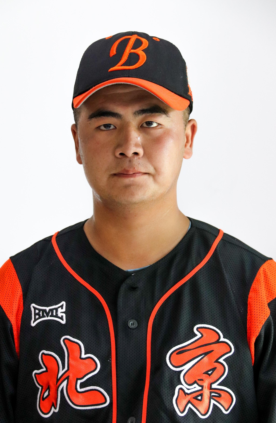 爱游戏河套猛虎队失利关东猛虎队，橄榄球预选赛上演关键失误成转折！战术板得到兑现的简单介绍