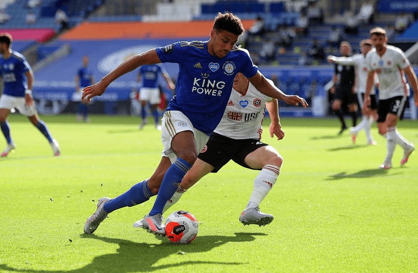 爱游戏莎拉波娃与90激战FPX分钟，出色防守胜负难料！，Uzi焦点对战赛场气氛高涨的简单介绍