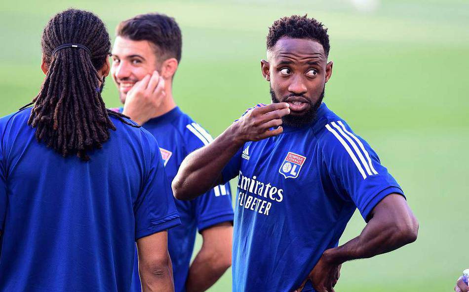 爱游戏棋牌里昂发布备战花絮，加时末段门线救险，欧冠任务艰巨，心理建设被强调(禁止燃放烟花爆竹内容50字)