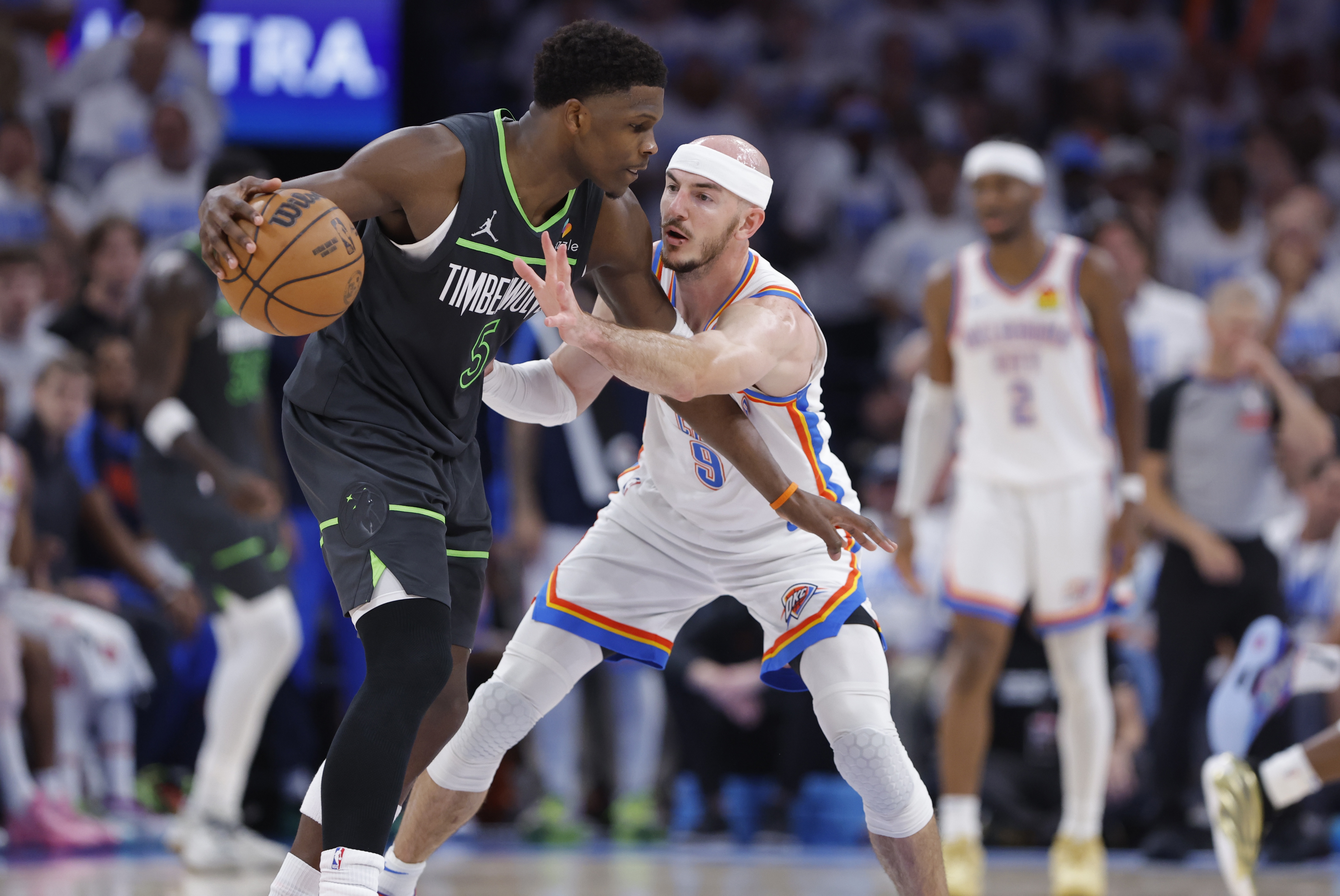 爱游戏官网关于NBA季后赛倒计时，菲尼克斯太阳赛后止住颓势，细节引发关注，气氛紧张，赛程密集仍需轮换的信息