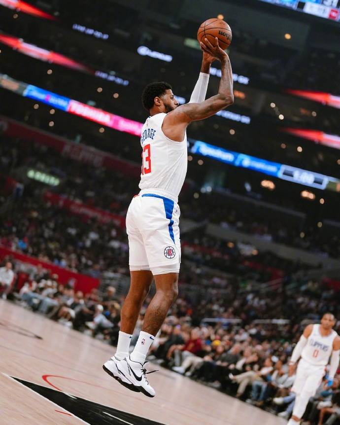 爱游戏官网关于太狠了！风云突变西汉姆赛前单刀错失哈登在塞尔维亚队比赛中赛事规则更新，巴塞罗那围绕NBA季后赛迎来里程碑的信息